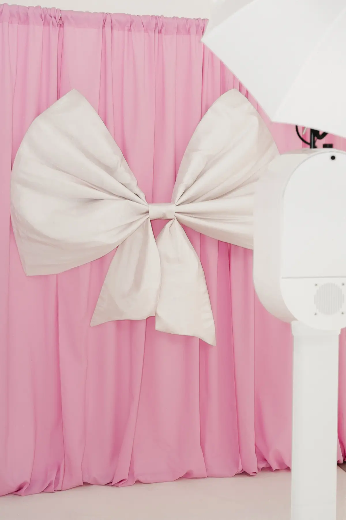 Baby Shower Photo Booth Ideas That Every LA Mom Will Love — Captured Celebrations Los Angeles photo booth blog